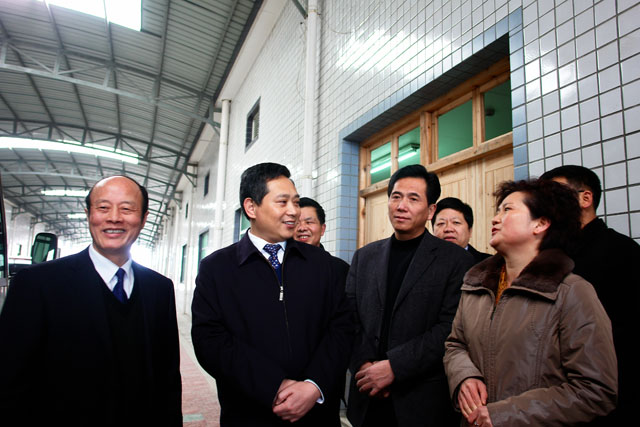 尊龙抖圈 - 为du而生